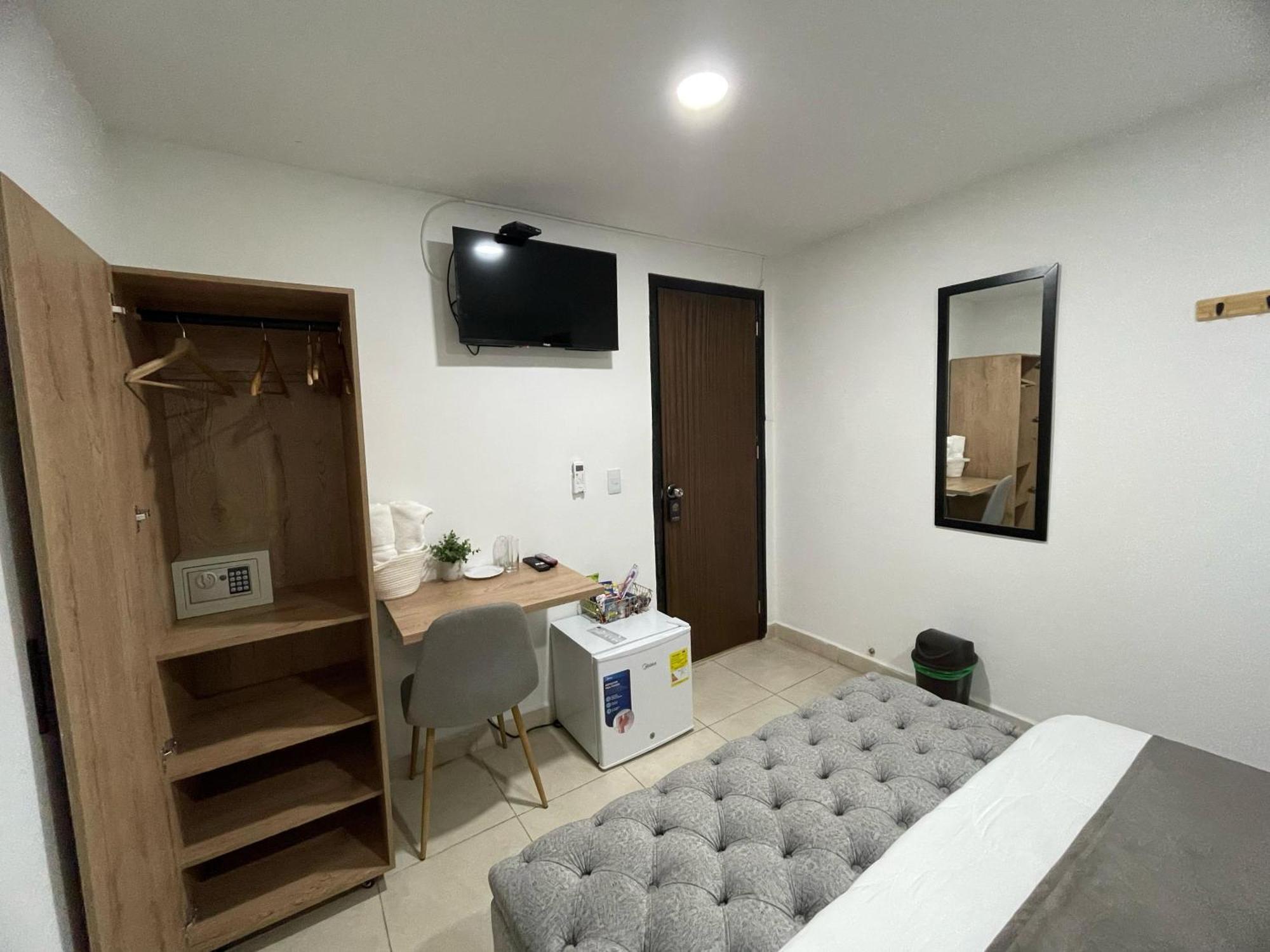 酒店 Aguacatala Boutique 4*